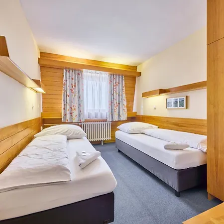 Hotel Cerna Bouda 3*