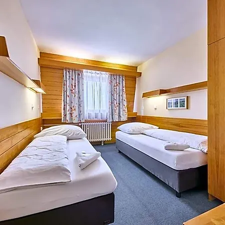 Cerna Bouda Hotel 3*