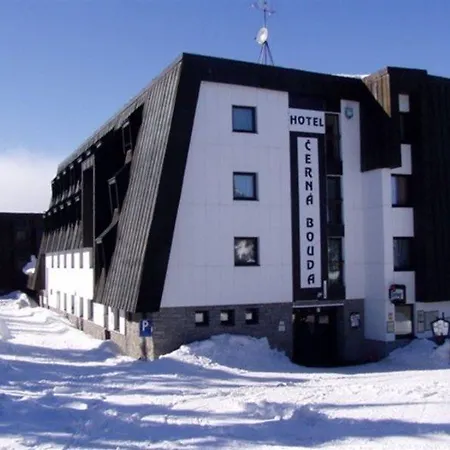 Cerna Bouda Hotel 3*